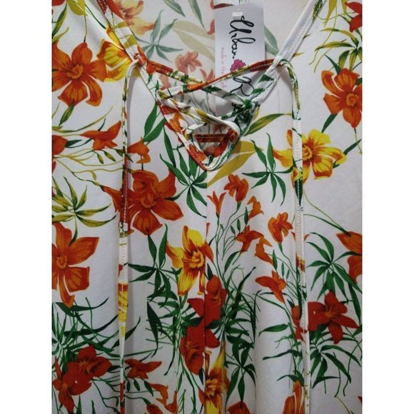 Beautiful Plus Size Long Length Floral Blouse Size 3X with front v neck ties - Picture 5 of 10